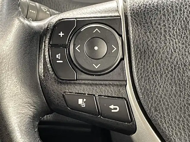 トヨタ ヴォクシー ZS 煌Ⅱ 愛知県 2019(令1)年 5.6万km ブラック アルパインＢＩＧＸ１１インチナビ/モデリスタエアロ/両側パワースライドドア/衝突軽減ブレーキ/車線逸脱警報/クリアランスソナー/先行車発進告知/オートハイビーム/クルーズコントロール/バックカメラ/ビルトインＥＴＣ/USB＆HDMI入力端子/ＬＥＤヘッドライト/アイドリングストップ/シートカバー/エムズスピードフロアマット/純正16インチアルミホイール