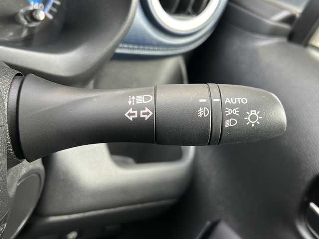 日産 デイズ ハイウェイスターX 静岡県 2020(令2)年 2.8万km ブラック 純正ナビ/・SD/・FM/AM/・フルセグTV/・Bluetooth/・CD/DVD/・MUSIC STOCKER/主要装備/・アラウンドビューモニター/・エマージェンシーブレーキ/・ドライブレコーダー/・サイドカーテンエアバッグ/・ＬＥＤヘッドライト/・クリアランスソナー/・アイドリングストップ/・ステアリングリモコン/・車線逸脱警報/・オートライト/・14インチアルミ