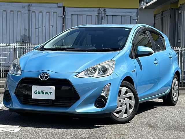トヨタ アクア S 愛知県 2015(平27)年 4.8万km クールソーダメタリック /純正メモリナビ//AM/FM/SD/ワンセグ/BT/AUX/CD//バックカメラ//オートヘッドライト//ヘッドライトレベライザー//電格ミラー//プッシュスタート//スマートキー//スペアキー//ステアリングスイッチ//純正フロアマット//ドアバイザー//EV MODE//ECO MODE//保証書//取扱説明書