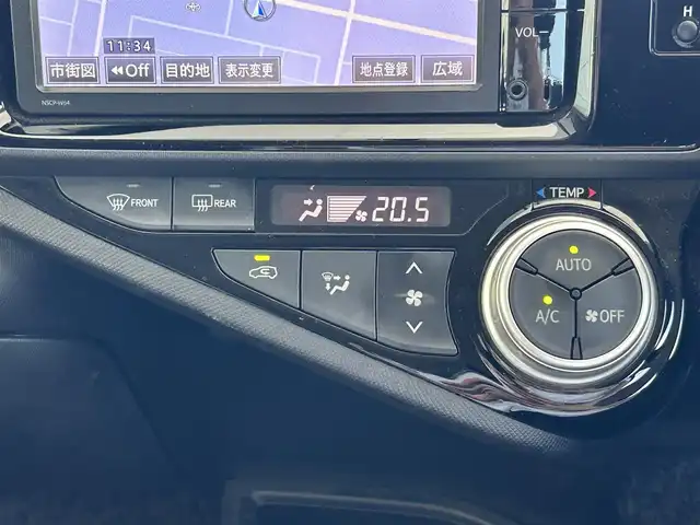 トヨタ アクア S 愛知県 2015(平27)年 4.8万km クールソーダメタリック /純正メモリナビ//AM/FM/SD/ワンセグ/BT/AUX/CD//バックカメラ//オートヘッドライト//ヘッドライトレベライザー//電格ミラー//プッシュスタート//スマートキー//スペアキー//ステアリングスイッチ//純正フロアマット//ドアバイザー//EV MODE//ECO MODE//保証書//取扱説明書