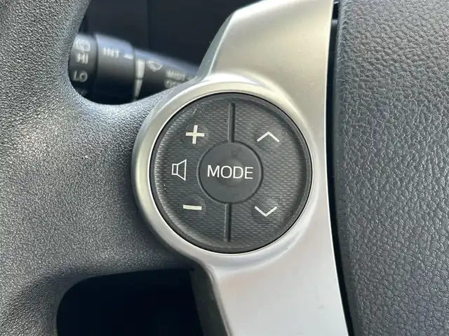 トヨタ アクア S 愛知県 2015(平27)年 4.8万km クールソーダメタリック /純正メモリナビ//AM/FM/SD/ワンセグ/BT/AUX/CD//バックカメラ//オートヘッドライト//ヘッドライトレベライザー//電格ミラー//プッシュスタート//スマートキー//スペアキー//ステアリングスイッチ//純正フロアマット//ドアバイザー//EV MODE//ECO MODE//保証書//取扱説明書
