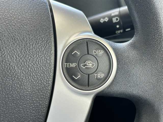 トヨタ アクア S 愛知県 2015(平27)年 4.8万km クールソーダメタリック /純正メモリナビ//AM/FM/SD/ワンセグ/BT/AUX/CD//バックカメラ//オートヘッドライト//ヘッドライトレベライザー//電格ミラー//プッシュスタート//スマートキー//スペアキー//ステアリングスイッチ//純正フロアマット//ドアバイザー//EV MODE//ECO MODE//保証書//取扱説明書