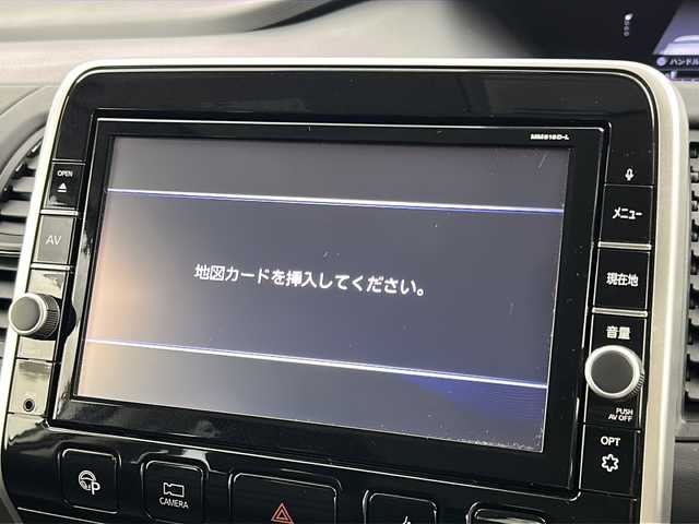 日産 セレナ e－パワー ハイウェイスター V 宮城県 2018(平30)年 5.4万km ブリリアントホワイトパール 禁煙車/プロパイロット/エマージェンシーブレーキ/車線逸脱警報/インテリジェントパーキングアシスト/アラウンドビューモニター/インテリジェントルームミラー/純正9型ナビ（地図無）/・BT.CD.DVD.AUX.SD/フルセグＴＶ/純正ドライブレコーダー（前）/ビルトインＥＴＣ/前席シートヒーター/ステアリングヒーター/革巻ステアリング/ステアリングスイッチ/プッシュスタート/スマートキー/横滑り防止機能/アイドリングストップ/電動パーキングブレーキ/純正フロアマット/純正ドアバイザー/純正15インチアルミホイール/ＬＥＤヘッドライト/フォグランプ/ロールサンシェード/シートバックテーブル