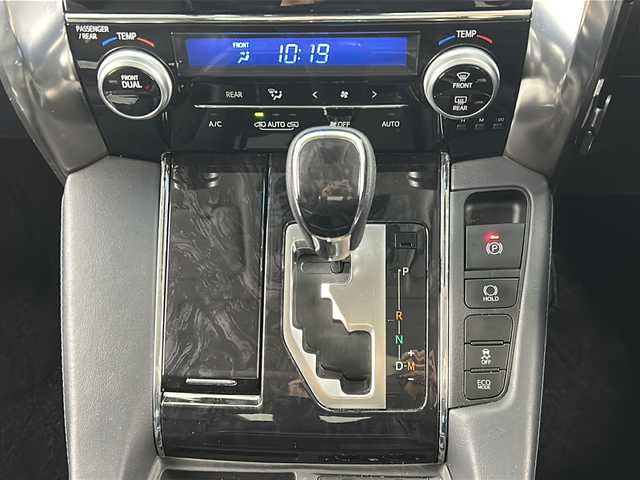 トヨタ ヴェルファイア Z Gエディション 宮城県 2018(平30)年 6.9万km ホワイトパールクリスタルシャイン 禁煙車/ツインムーンルーフ/純正フリップダウンモニター/両側パワースライドドア/レザーシート/トヨタセーフティセンス/・プリクラッシュセーフティ/・レーントレーシングアシスト/・レーダークルーズコントロール/・オートハイビーム/・ロードサインアシスト/純正10型ナビ/・CD・DVD・BT・SD・HDMI/フルセグTV/バックカメラ/前席パワーシート/前席シートヒーター/前席エアーシート/D席シートメモリー/革巻きステアリング/ステアリングスイッチ/パワーバックドア/電動パーキングブレーキ/AUTOHOLD/純正ドライブレコーダー（フロント）/LEDヘッドライト/LEDフォグライト/純正フロアマット/純正ドアバイザー/純正18インチアルミホイール/プッシュスタート/スマートキー×2/横滑り防止装置/ビルドインETC2.0/ロールサンシェード