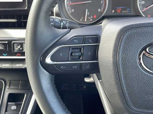 トヨタ ヴォクシー S－G 山梨県 2023(令5)年 4万km アティチュードブラックマイカ 純正メモリナビ/衝突軽減ブレーキ/CD/DVDデッキ/AMFMBTフルセグTV/バックカメラ/クルーズコントロール/両側パワースライドドア/純正LEDヘッドライト/ETC２．０/シートヒーター