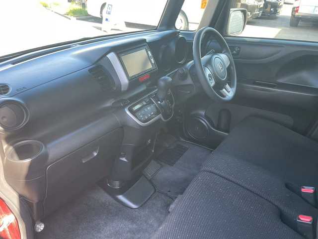 ホンダ Ｎ ＢＯＸ SSパッケージ 宮崎県 2014(平26)年 2.8万km プレミアムディープロッソパール 純正ナビ/CD/ＤＶＤ/Ｂｌｕｅｔｏｏｔｈ/ワンセグＴＶ/ＥＴＣ　/バックカメラ　/両側パワースライドドア　/シティブレーキアクティブ　/純正フロアマット/ドアバイザー