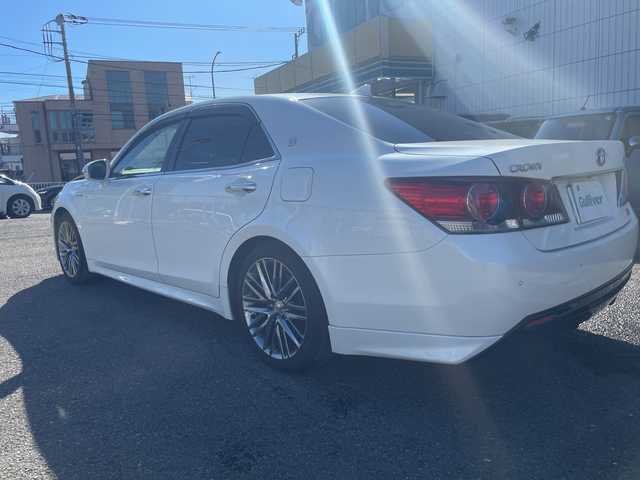 トヨタ クラウン ハイブリッド アスリートG 神奈川県 2016(平28)年 14.3万km ホワイトパールクリスタルシャイン 純正ナビ/LEDライト/クルーズコントロール（追従有）/フルセグTV/ETC/Bluetooth/サンルーフ/ステアリングリモコン/全部ドラレコ/シートメモリー機能/オートライト/ハイビーム/パワーシート（D/N席）/電動ステアリング調整/CD/DVD(Blu-ray再生可）/純正フロアマット/バイザー/バックカメラ/エアコンスイング機能/プッシュスタート/スマートキー