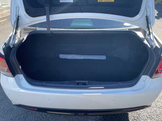 トヨタ クラウン ハイブリッド アスリートG 神奈川県 2016(平28)年 14.3万km ホワイトパールクリスタルシャイン 純正ナビ/LEDライト/クルーズコントロール（追従有）/フルセグTV/ETC/Bluetooth/サンルーフ/ステアリングリモコン/全部ドラレコ/シートメモリー機能/オートライト/ハイビーム/パワーシート（D/N席）/電動ステアリング調整/CD/DVD(Blu-ray再生可）/純正フロアマット/バイザー/バックカメラ/エアコンスイング機能/プッシュスタート/スマートキー