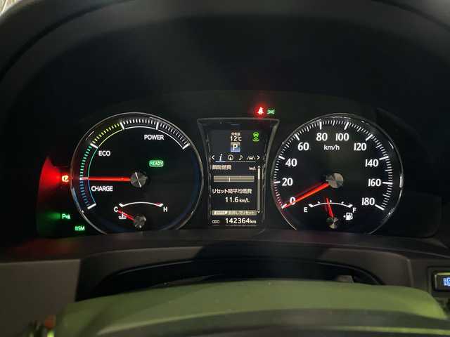 トヨタ クラウン ハイブリッド アスリートG 神奈川県 2016(平28)年 14.3万km ホワイトパールクリスタルシャイン 純正ナビ/LEDライト/クルーズコントロール（追従有）/フルセグTV/ETC/Bluetooth/サンルーフ/ステアリングリモコン/全部ドラレコ/シートメモリー機能/オートライト/ハイビーム/パワーシート（D/N席）/電動ステアリング調整/CD/DVD(Blu-ray再生可）/純正フロアマット/バイザー/バックカメラ/エアコンスイング機能/プッシュスタート/スマートキー