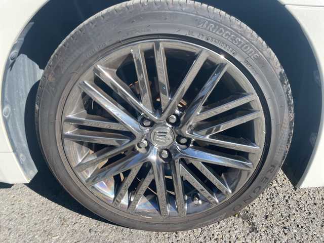 トヨタ クラウン ハイブリッド アスリートG 神奈川県 2016(平28)年 14.3万km ホワイトパールクリスタルシャイン 純正ナビ/LEDライト/クルーズコントロール（追従有）/フルセグTV/ETC/Bluetooth/サンルーフ/ステアリングリモコン/全部ドラレコ/シートメモリー機能/オートライト/ハイビーム/パワーシート（D/N席）/電動ステアリング調整/CD/DVD(Blu-ray再生可）/純正フロアマット/バイザー/バックカメラ/エアコンスイング機能/プッシュスタート/スマートキー