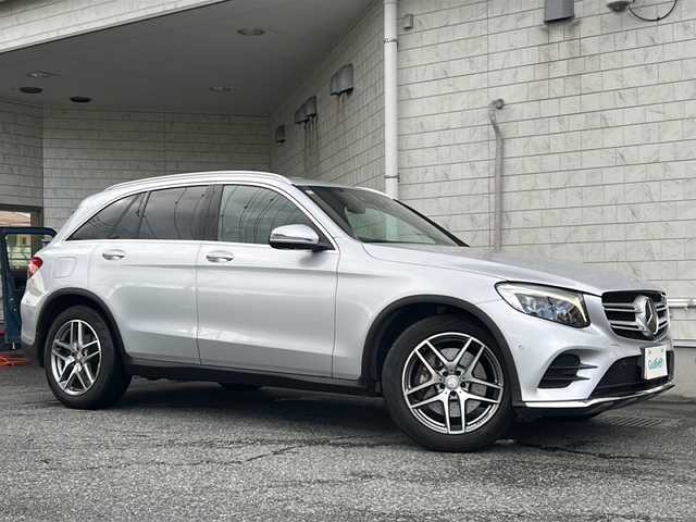メルセデス・ベンツ ＧＬＣ２５０ 4マチック スポーツ 神奈川県 2016(平28)年 5.7万km イリジウムシルバー 純正ナビ(CD/DVD/USB/BT/フルセグTV)/全方位カメラ/レーダークルーズコントロール/パドルシフト/衝突被害軽減ブレーキ/レーンキープアシスト/横滑り防止装置/ステアリングアシスト/ブラインドスポットモニター/クリアランスソナー/ハーフレザーシート/D/N席パワーシート/D/N席シートヒーター/パワーバックドア/ルーフレール/純正フロアマット/スペアキー×1/保証書/取扱説明書