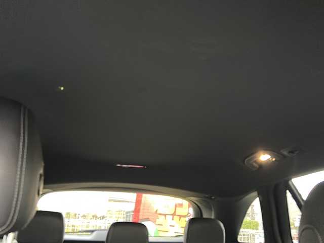 メルセデス・ベンツ ＧＬＣ２５０ 4マチック スポーツ 神奈川県 2016(平28)年 5.7万km イリジウムシルバー 純正ナビ(CD/DVD/USB/BT/フルセグTV)/全方位カメラ/レーダークルーズコントロール/パドルシフト/衝突被害軽減ブレーキ/レーンキープアシスト/横滑り防止装置/ステアリングアシスト/ブラインドスポットモニター/クリアランスソナー/ハーフレザーシート/D/N席パワーシート/D/N席シートヒーター/パワーバックドア/ルーフレール/純正フロアマット/スペアキー×1/保証書/取扱説明書