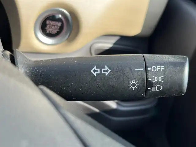 ホンダ フリード G 奈良県 2017(平29)年 2.8万km クリスタルブラックパール 純正ナビ　[VXM-174CSi]/バックカメラ　/地デジ　/Ｃパッケージ　/ビルトインＥＴＣ　/両側パワースライドドア　/純正１５インチＡＷ　/プッシュスタート　/ドアバイザー　/アイドリングストップ /コンフォートビューパッケージ