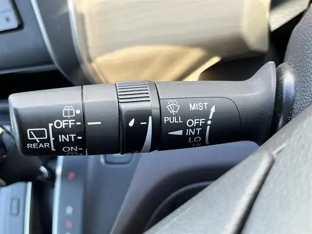 ホンダ フリード G 奈良県 2017(平29)年 2.8万km クリスタルブラックパール 純正ナビ　[VXM-174CSi]/バックカメラ　/地デジ　/Ｃパッケージ　/ビルトインＥＴＣ　/両側パワースライドドア　/純正１５インチＡＷ　/プッシュスタート　/ドアバイザー　/アイドリングストップ /コンフォートビューパッケージ