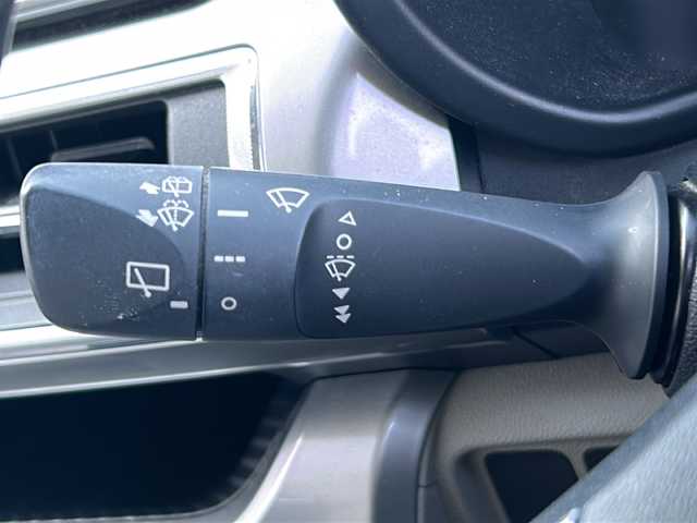 ダイハツ キャスト スタイル G SAⅢ 岐阜県 2018(平30)年 3.6万km ブラックマイカメタリック 登録時走行距離：35633km/スマートアシストIII/純正オーディオ/CD/コーナーセンサー/レーンキープアシスト/LEDヘッドライト/フォグライト/オートライト/オートマチックハイビーム/プッシュスタート/スマートキー/純正１５インチアルミホイール