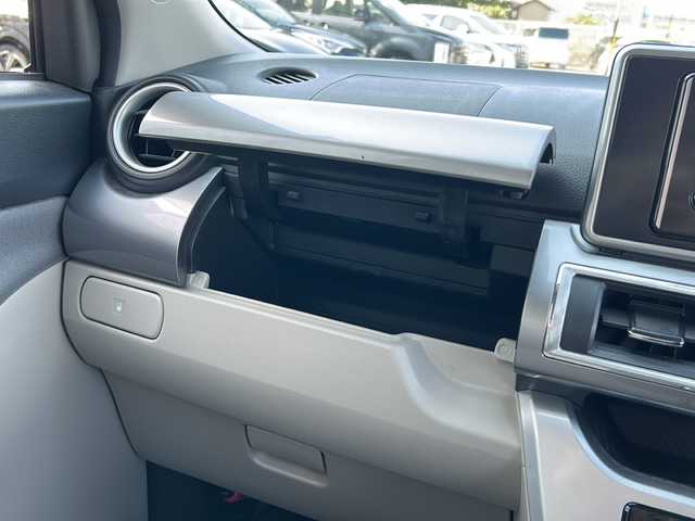 ダイハツ キャスト スタイル G SAⅢ 岐阜県 2018(平30)年 3.6万km ブラックマイカメタリック 登録時走行距離：35633km/スマートアシストIII/純正オーディオ/CD/コーナーセンサー/レーンキープアシスト/LEDヘッドライト/フォグライト/オートライト/オートマチックハイビーム/プッシュスタート/スマートキー/純正１５インチアルミホイール