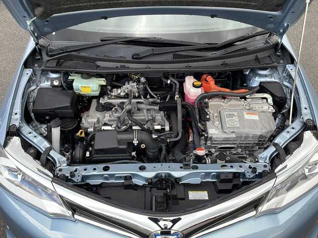 トヨタ カローラ アクシオ ハイブリッドG 岩手県 2015(平27)年 3.9万km ブルーM 純正SDナビ/AM/FM/CD/DVD/Bluetooth/フルセグTV/バックカメラ/ビルトインETC/前後ドライブレコーダー/衝突被害軽減ブレーキ/レーンキープアシスト/横滑り防止装置/シートヒーター/オートライト/オートハイビーム/LEDヘッドライト/スマートキー/プッシュスタート/電動格納ミラー/純正15インチAW/社外スタッドレス付タイヤ車載/純正フロアマット/ドアバイザー/nanoe/保証書/取扱説明書