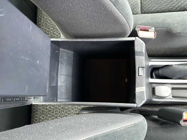 トヨタ カローラ アクシオ ハイブリッドG 岩手県 2015(平27)年 3.9万km ブルーM 純正SDナビ/AM/FM/CD/DVD/Bluetooth/フルセグTV/バックカメラ/ビルトインETC/前後ドライブレコーダー/衝突被害軽減ブレーキ/レーンキープアシスト/横滑り防止装置/シートヒーター/オートライト/オートハイビーム/LEDヘッドライト/スマートキー/プッシュスタート/電動格納ミラー/純正15インチAW/社外スタッドレス付タイヤ車載/純正フロアマット/ドアバイザー/nanoe/保証書/取扱説明書