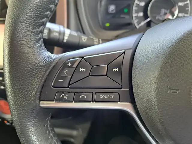 日産 ノート e－パワー メダリスト 大阪府 2018(平30)年 3.8万km スーパーブラック /禁煙ワンオーナー//衝突軽減ブレーキ//レーンキープアシスト//追従クルーズコントロール//純正SDナビ【MM318D-W】/・フルTV/DVD/Bluetooth/SD/AUX//バックカメラ・全方位カメラ//ナビ連動ドラレコ【DJ4-D】//デジタルインナーミラー//ETC//コーナーセンサー//ハーフレザーシート//プッシュスタート//スマートキー//純正１５AW