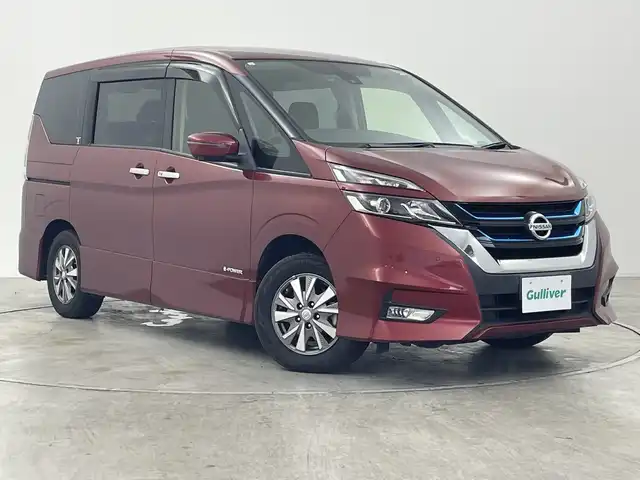 日産 セレナ e－パワー ハイウェイスター V 群馬県 2018(平30)年 3.9万km マルーンレッド 純正９型ナビ　全周囲カメラ　クルーズコントロール　衝突被害軽減ブレーキ　レーンキープアシスト　オートマチックハイビーム　ドライブレコーダー　パーキングアシスト　コーナーセンサー　ＥＴＣ　ＬＥＤ　禁煙車