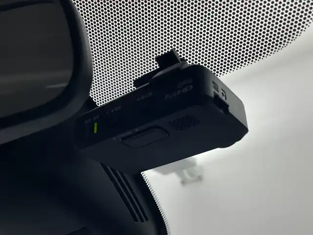 日産 セレナ e－パワー ハイウェイスター V 群馬県 2018(平30)年 3.9万km マルーンレッド 純正９型ナビ　全周囲カメラ　クルーズコントロール　衝突被害軽減ブレーキ　レーンキープアシスト　オートマチックハイビーム　ドライブレコーダー　パーキングアシスト　コーナーセンサー　ＥＴＣ　ＬＥＤ　禁煙車