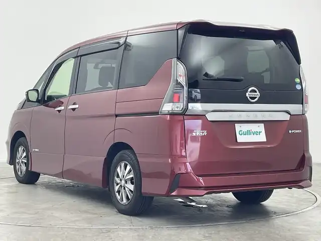 日産 セレナ e－パワー ハイウェイスター V 群馬県 2018(平30)年 3.9万km マルーンレッド 純正９型ナビ　全周囲カメラ　クルーズコントロール　衝突被害軽減ブレーキ　レーンキープアシスト　オートマチックハイビーム　ドライブレコーダー　パーキングアシスト　コーナーセンサー　ＥＴＣ　ＬＥＤ　禁煙車