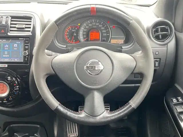 日産 マーチ ニスモS 静岡県 2018(平30)年 9.8万km ブリリアントホワイトパール (株)IDOMが運営する【じしゃロン焼津店】の自社ローン専用車両になります。こちらは現金またはオートローンご利用時の価格です。自社ローンご希望の方は別途その旨お申付け下さい /純正ＳＤナビ/（フルセグＴＶ/Ｂｌｕｅｔｏｏｔｈ接続/ＣＤ/ＤＶＤ/ミュージックサーバー）/ＥＴＣ/プッシュスタート＆スマートキー/ＨＩＤヘッドライト/オートライト/ローダウン/ダンロップ　ディレッツァZIII(25年製造)/クスコ　フロントタワーバー/クスコ　リアピラーバー