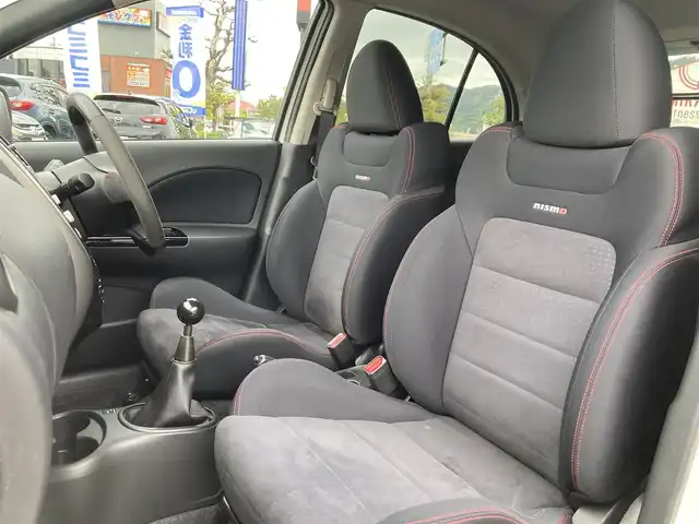 日産 マーチ ニスモS 静岡県 2018(平30)年 9.8万km ブリリアントホワイトパール (株)IDOMが運営する【じしゃロン焼津店】の自社ローン専用車両になります。こちらは現金またはオートローンご利用時の価格です。自社ローンご希望の方は別途その旨お申付け下さい /純正ＳＤナビ/（フルセグＴＶ/Ｂｌｕｅｔｏｏｔｈ接続/ＣＤ/ＤＶＤ/ミュージックサーバー）/ＥＴＣ/プッシュスタート＆スマートキー/ＨＩＤヘッドライト/オートライト/ローダウン/ダンロップ　ディレッツァZIII(25年製造)/クスコ　フロントタワーバー/クスコ　リアピラーバー