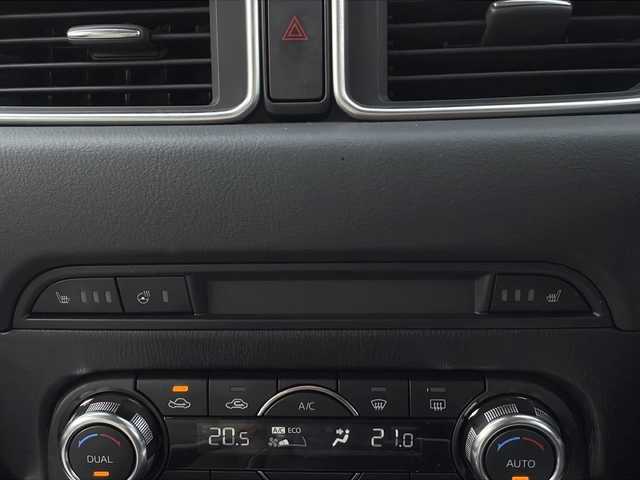 マツダ ＣＸ－５ XD Lパッケージ 栃木県 2017(平29)年 6.4万km チタニウムフラッシュマイカ 純正SDナビ/・Bluetooth /・TV フルセグ/・バックカメラ/追従式クルーズコントロール/レザーシート/シートヒーター/パワーシート/ステアリングヒーター/HUD/純正19インチアルミホイール/衝突被害軽減システム/コーナーセンサー/LEDヘッドライト/オートライト/取扱説明書