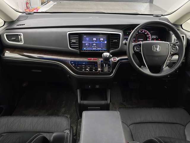 ホンダ オデッセイ アブソルート・EXホンダセンジング 大阪府 2017(平29)年 6.8万km クリスタルブラックパール 純正8インチナビ/【フルセグTV/Bluetooth/CD/DVD/HDMI】/ブラインドスポットインフォメーション/ホンダセンシング/衝突軽減システム/車線逸脱防止機能/先行車発進お知らせ/標識認識機能/アダクティブクルーズコントロール/前後コーナーセンサー/両側パワースライドドア/バックカメラ/パドルシフト/ハーフレザーシート/LEDヘッドライト/ビルトインETC/スマートキー/スペアキー/保証書/取扱説明書/点検記録簿