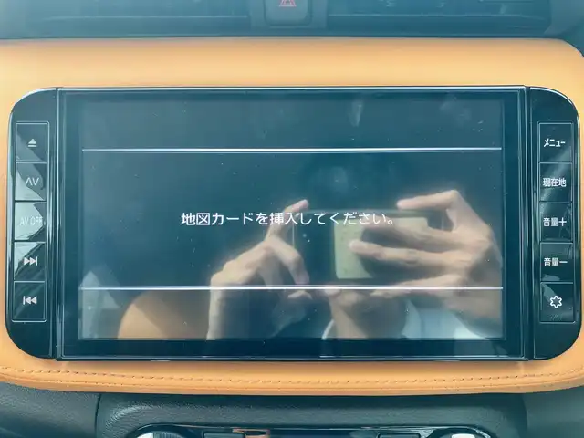 日産 キックス X ツートーンインテリアED 静岡県 2020(令2)年 2.8万km ブリリアントホワイトパール 純正9インチナビ(CD/DVD/BT/フルセグ)/プロパイロット/全方位カメラ/純正ドライブレコーダー/純正ETC2.0/D席N席シートヒーター/ステアリングヒーター/デジタルインナーミラー/クルーズコントロール（追従あり）/USB入力端子/純正フロアマット/純正17インチアルミホイール/コーナーセンサー前後/レーンキープアシスト/オートライト/LEDヘッドライト/オートエアコン/エンジンスタートボタン/パワーステアリング/パワーウィンドウ/アイドリングストップ/スマートキー/スペアキー1本/ABS/横滑り防止装置/W+サイドエアバック/衝突軽減システム