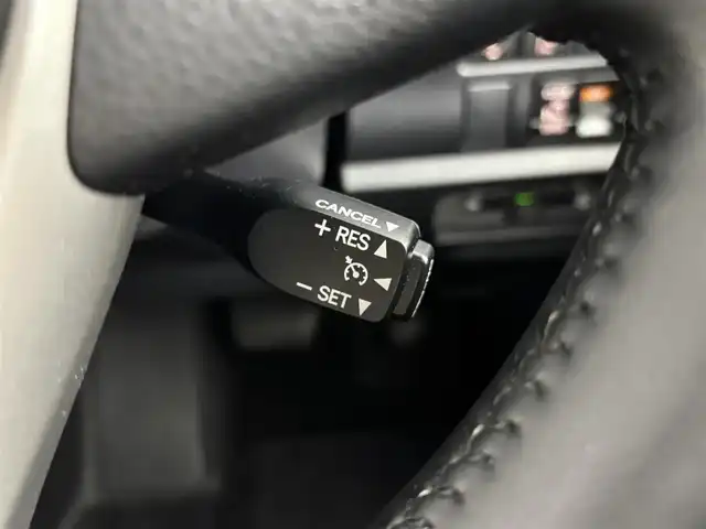 トヨタ ヴォクシー ハイブリッド ZS 煌Ⅲ 福岡県 2021(令3)年 5.5万km イナズマスパーキングブラックガラスフレーク 純正ナビ／フルセグＴＶ　/バックカメラ　/クルーズコントロール　/コーナーセンサー　/衝突軽減ブレーキ　/レーンキープ　/アクセル踏み間違い防止　/両側電動スライドドア　/ハーフレザーシート　/シートヒーター　/ＬＥＤヘッドライト