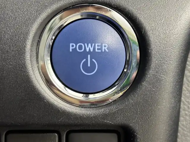 トヨタ ヴォクシー ハイブリッド ZS 煌Ⅲ 福岡県 2021(令3)年 5.5万km イナズマスパーキングブラックガラスフレーク 純正ナビ／フルセグＴＶ　/バックカメラ　/クルーズコントロール　/コーナーセンサー　/衝突軽減ブレーキ　/レーンキープ　/アクセル踏み間違い防止　/両側電動スライドドア　/ハーフレザーシート　/シートヒーター　/ＬＥＤヘッドライト