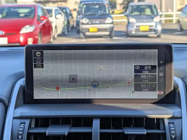 レクサス ＮＸ 300 Iパッケージ 福井県 2018(平30)年 3.9万km グラファイトブラックガラスフレーク 純正10.3インチメモリナビ/フルセグ/BT/CD/DVD/USB/AUX/Miracast/バック・サイドカメラ/衝突被害軽減システム/レーダークルーズコントロール/前後コーナーセンサー/BSM/レーンキープアシスト/横滑り防止装置/盗難防止装置/ビルトインETC2.0/ワイヤレス充電/パワーバックドア/ステアリングヒーター/SOSボタン/前後ドライブレコーダー/TZセーフティレーダー/パワーシート/シートヒーター/シートメモリー/純正フロアマット/パドルシフト/オートホールド/純正18インチAW/LEDヘッドライト/Fフォグ/スマートキー