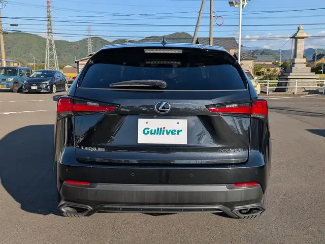レクサス ＮＸ 300 Iパッケージ 福井県 2018(平30)年 3.9万km グラファイトブラックガラスフレーク 純正10.3インチメモリナビ/フルセグ/BT/CD/DVD/USB/AUX/Miracast/バック・サイドカメラ/衝突被害軽減システム/レーダークルーズコントロール/前後コーナーセンサー/BSM/レーンキープアシスト/横滑り防止装置/盗難防止装置/ビルトインETC2.0/ワイヤレス充電/パワーバックドア/ステアリングヒーター/SOSボタン/前後ドライブレコーダー/TZセーフティレーダー/パワーシート/シートヒーター/シートメモリー/純正フロアマット/パドルシフト/オートホールド/純正18インチAW/LEDヘッドライト/Fフォグ/スマートキー