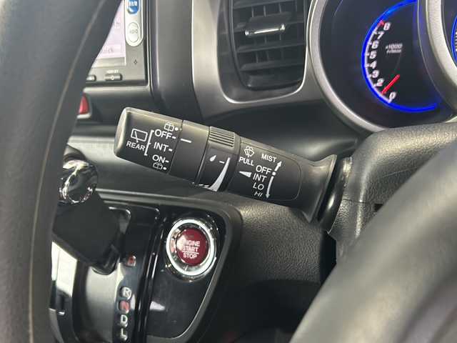 ホンダ Ｎ ＢＯＸ スラッシュ G Aパッケージ 愛知県 2015(平27)年 11.4万km サーフブルー 登録時走行距離113715km/ワンオーナー/メモリナビ/バックカメラ/電格ミラー/ミラーウィンカー/ドアバイザー/プッシュスタート/純正フロアマット/スマートキー/パワーステアリング/オートライト/CDチェンジャー/Bluetooth/保証書/取扱説明書/記録簿