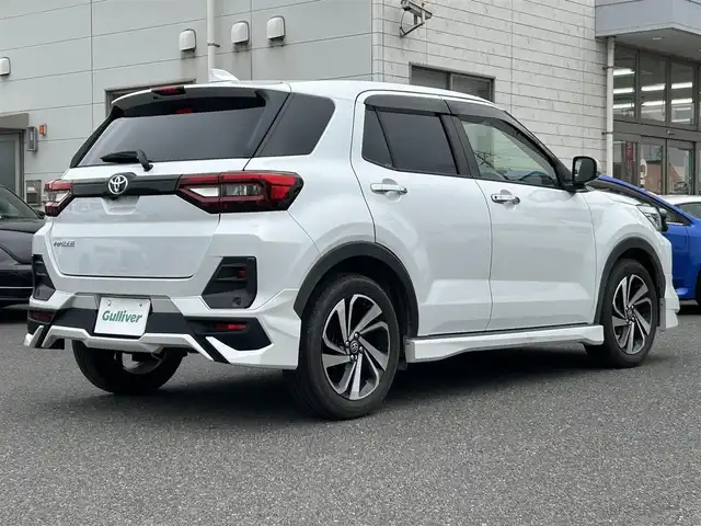トヨタ ライズ Z 広島県 2022(令4)年 3.5万km シャイニングホワイトパール ワンオーナー/モデリスタエアロ/純正ディスプレイオーディオ/（AppleCarPlay/AndroidAuto/Bluetooth）/フルセグTV/全方位モニター/ETC/前後ドライブレコーダー/シートヒーター/衝突被害軽減ブレーキ/車線逸脱警報/ブラインドスポットモニター/リアクロストラフィックアラート/先行車発進お知らせ機能/レーダークルーズコントロール/コーナーセンサー/オートブレーキホールド/LEDヘッドライト/純正17インチAW