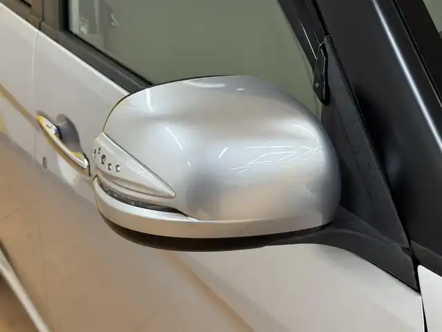 ホンダ Ｎ ＯＮＥ ツアラー Lパッケージ 群馬県 2013(平25)年 5.3万km アラバスターシルバーメタリック 安全装備/・クルーズコントロール/・オートライト/・横滑り防止/純正ナビゲーション/・AM/FM/ワンセグTV/・SD/CD/USB/バックカメラ/パドルシフト/HIDヘッドライト/ETC/純正フロアマット/純正ドアバイザー/純正14インチアルミホイール/スマートキー/プッシュスタート