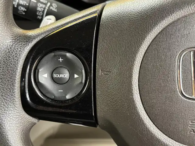 ホンダ Ｎ ＯＮＥ ツアラー Lパッケージ 群馬県 2013(平25)年 5.3万km アラバスターシルバーメタリック 安全装備/・クルーズコントロール/・オートライト/・横滑り防止/純正ナビゲーション/・AM/FM/ワンセグTV/・SD/CD/USB/バックカメラ/パドルシフト/HIDヘッドライト/ETC/純正フロアマット/純正ドアバイザー/純正14インチアルミホイール/スマートキー/プッシュスタート