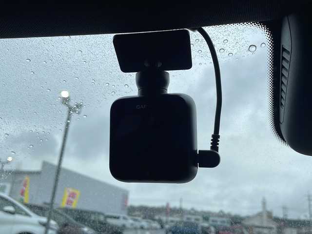 メルセデス・ベンツ Ｃ２００ アバンギャルド AMGライン 島根県 2015(平27)年 9.8万km ダイヤモンドホワイト メーカーナビゲーション/フルセグ BT/ブラインドスポットアシスト/アテンションアシスト/レーンキープアシスト/ブルメスターサウンド/レーダークルーズコントロール/パドルシフト/D席メモリシート/D席パワーシート/D/N席シートシーター/ETC/LEDヘッドライト/AUTOライト/アイドリングストップ/革巻きステアリング/ステアリングリモコン/純正18インチアルミホイール/ISOFIX/スマートキー