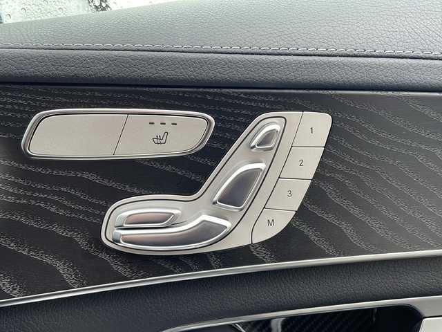 メルセデス・ベンツ Ｃ２００ アバンギャルド AMGライン 島根県 2015(平27)年 9.8万km ダイヤモンドホワイト メーカーナビゲーション/フルセグ BT/ブラインドスポットアシスト/アテンションアシスト/レーンキープアシスト/ブルメスターサウンド/レーダークルーズコントロール/パドルシフト/D席メモリシート/D席パワーシート/D/N席シートシーター/ETC/LEDヘッドライト/AUTOライト/アイドリングストップ/革巻きステアリング/ステアリングリモコン/純正18インチアルミホイール/ISOFIX/スマートキー