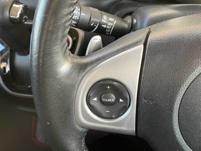 ホンダ Ｎ ＢＯＸ G ターボ Lパッケージ 静岡県 2014(平26)年 7.7万km 黒 主要装備/・両側パワスラ/・ETC/・クルコン/・横滑り防止装置/・純正フロアマット/・ステリモ/・パドルシフト/・スマートキー/・プッシュスタート/・オートエアコン