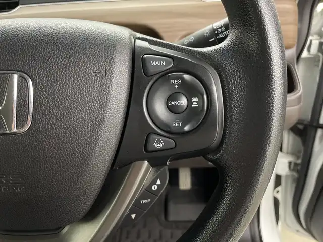 ホンダ フリード ハイブリット G ホンダセンシング 鹿児島県 2021(令3)年 3.3万km プラチナホワイトパール 純正ナビ/（CD/BT）/両側パワースライドドア/ホンダセンシング/バックカメラ/オートクルーズコントロール/LEDヘッドライト/シートヒーター/ロールサンシェイド/オートリトラミラー/スマートキー/ETC/オートライト