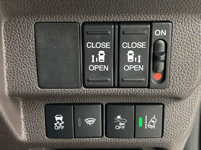 ホンダ フリード ハイブリット G ホンダセンシング 鹿児島県 2021(令3)年 3.3万km プラチナホワイトパール 純正ナビ/（CD/BT）/両側パワースライドドア/ホンダセンシング/バックカメラ/オートクルーズコントロール/LEDヘッドライト/シートヒーター/ロールサンシェイド/オートリトラミラー/スマートキー/ETC/オートライト