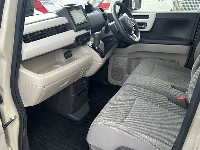 ホンダ Ｎ ＢＯＸ G L ターボ ホンダセンシング 長野県 2019(令1)年 2.7万km プレミアムアイボリーパールⅡ ホンダセンシング/純正Gathersナビ（VXM-195VFi）/FM・AM・DVD・CD・フルセグテレビ/Bluetooth Audio/バックカメラ/純正14インチアルミホイール/レーダークルーズコントロール/両側パワースライドドア/革巻きステアリング/ロールサンシェード/ドライブレコーダー/コーナーセンサー/パドルシフト/LEDヘッドライト/オートライト/プッシュスタート/スマートキー/スペアキー/ドアバイザー/ETC