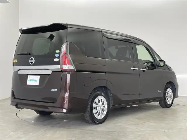 日産 セレナ X 埼玉県 2017(平29)年 6万km インペリアルアンバーP 純正7インチナビ/Bluetooth　TV　USB　AUX　CD　DVD　SD/後席フリップダウンモニター/片側パワースライドドア/クルーズコントロール/バックカメラ/ドライブレコーダー（前後）/オートライト/スマートキー/プッシュスタート