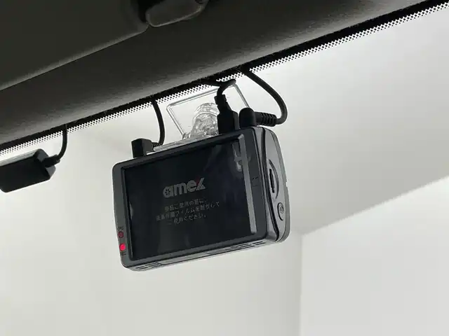 日産 セレナ X 埼玉県 2017(平29)年 6万km インペリアルアンバーP 純正7インチナビ/Bluetooth　TV　USB　AUX　CD　DVD　SD/後席フリップダウンモニター/片側パワースライドドア/クルーズコントロール/バックカメラ/ドライブレコーダー（前後）/オートライト/スマートキー/プッシュスタート