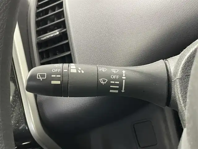 日産 セレナ X 埼玉県 2017(平29)年 6万km インペリアルアンバーP 純正7インチナビ/Bluetooth　TV　USB　AUX　CD　DVD　SD/後席フリップダウンモニター/片側パワースライドドア/クルーズコントロール/バックカメラ/ドライブレコーダー（前後）/オートライト/スマートキー/プッシュスタート