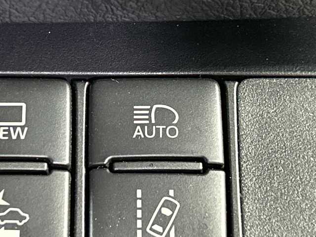トヨタ シエンタ ハイブリッド G クエロ 神奈川県 2020(令2)年 5.2万km ヴィンテージブラウンパールクリスタルシャイン トヨタセーフティセンス/・プリクラッシュセーフティ/・レーンディパーチャーアラート/・オートマチックハイビーム/社外9型ナビ/・BT/フルセグTV/SD/CD/DVD/USB/HDMI/バックカメラ/両側電動スライドドア/社外フリップダウンモニター/ハーフレザーシート/シートヒーター(D/N)/革巻きステアリング/ステアリングスイッチ/Autoライト/スマートキー/プッシュスタートボタン/前後ドライブレコーダー/ETC/LEDヘッドライト/前後ソナー/純正16インチアルミホイール/純正フロアマット/純正ドアバイザー