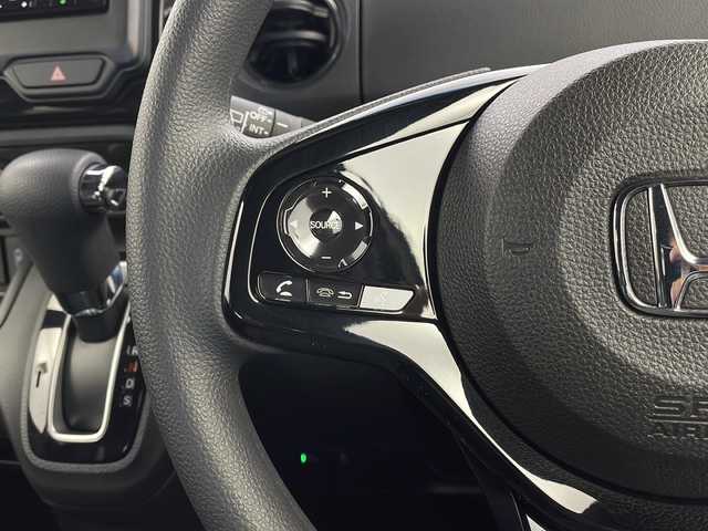 ホンダ Ｎ ＢＯＸ カスタム L 栃木県 2022(令4)年 3.7万km プレミアムサンライトホワイトパール ホンダセンシング/・衝突軽減ブレーキ/・誤発進抑制機能/・アダプティブクルーズコントロール/・車線維持支援システム/・路外逸脱抑制機能/・先行車発進お知らせ機能/・標識認識機能/・オートハイビーム/純正ナビ/(CD/DVD/BT/USB/TV)/禁煙車/両側パワースライドドア/ＵＳＢ接続/ＬＥＤヘッドライト/フォグライト/電子パーキングブレーキ/ブレーキホールド/コーナーセンサー/シートヒーター/スマートキー/プッシュスタート/電動格納ミラー